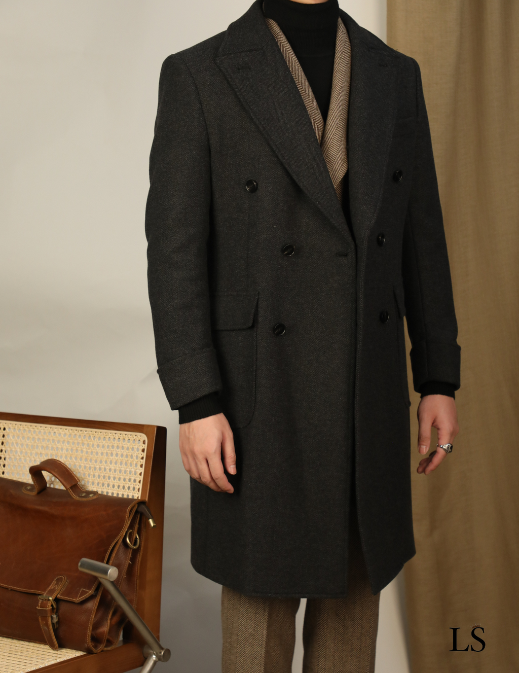 Black Overcoat Vicenza