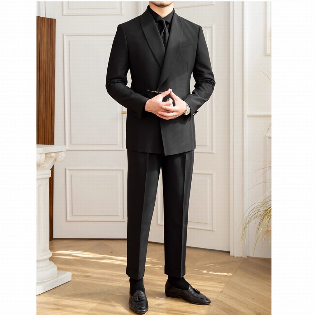 Bolzano Double-Breasted Suit